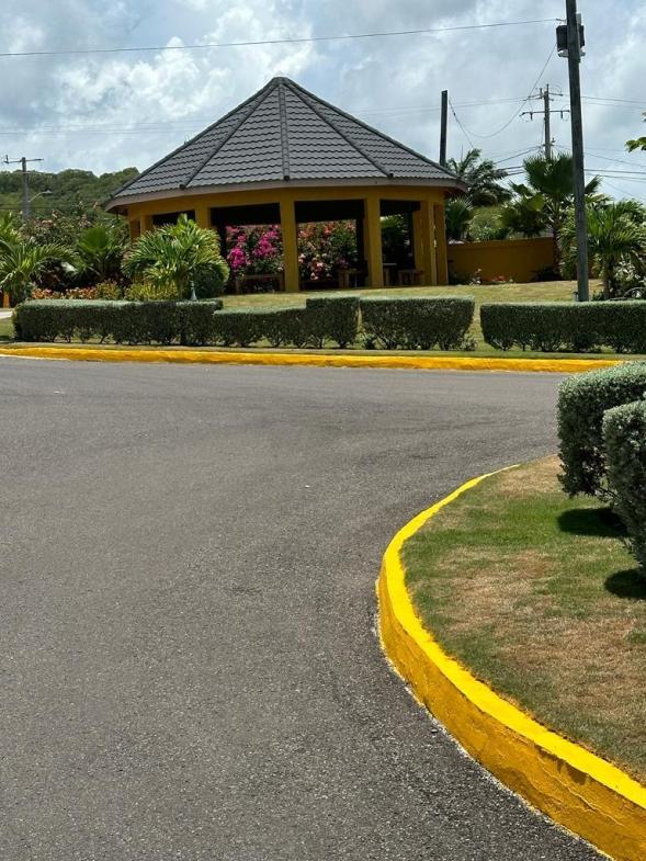 HOUSE FOR SALE STONEBROOK, TRELAWNY Jamaica Homes