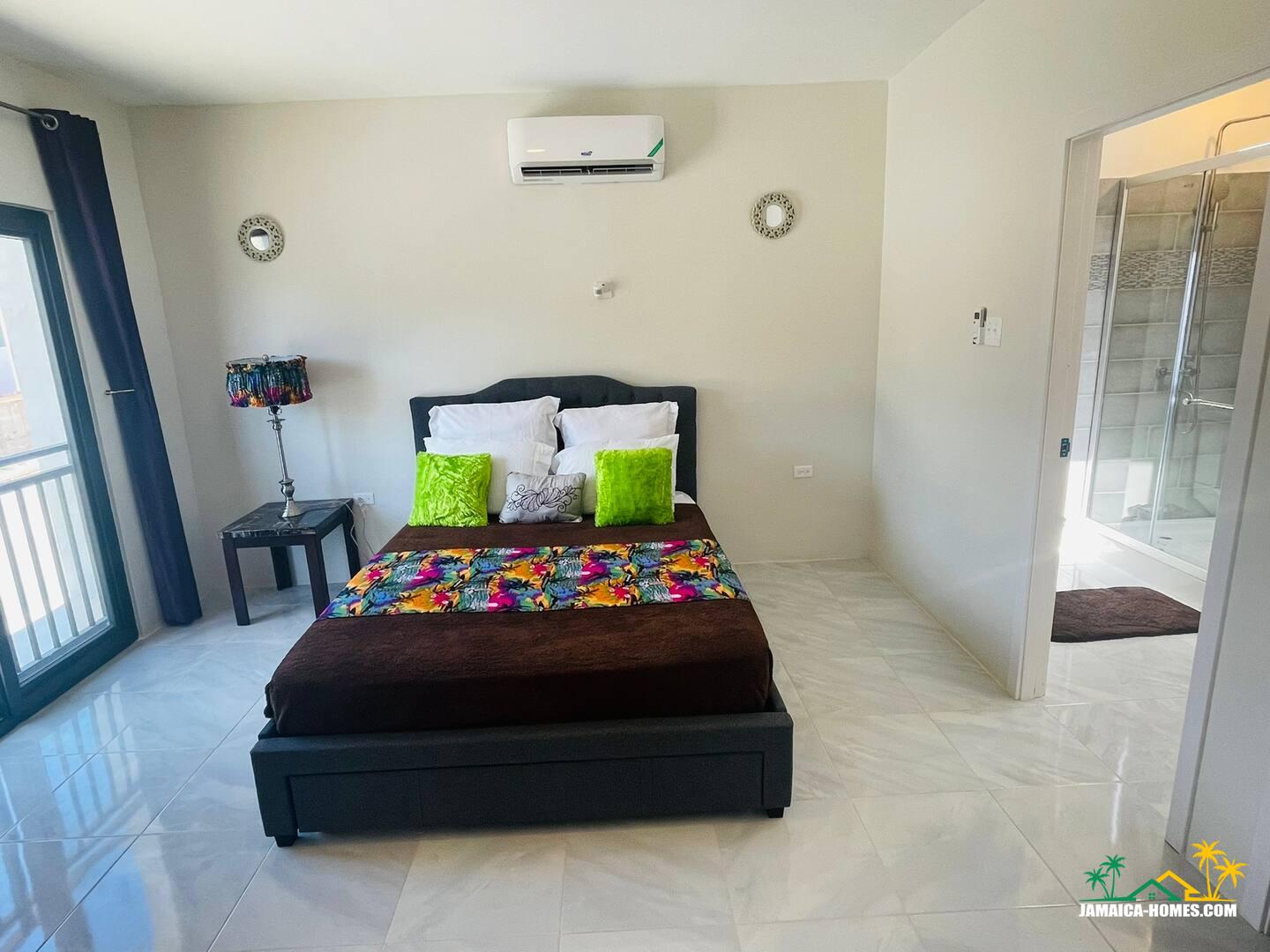 7b0fb86b-b5f5-4506-9afc-51d9d3d53dd3