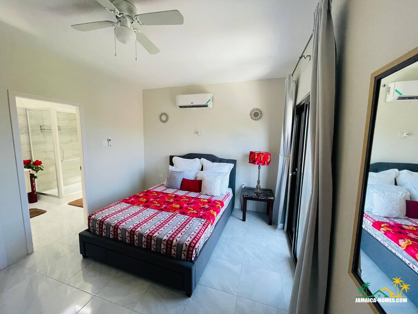 b79db2b4-9cdd-4ce2-ad8d-040c1e4b3acf