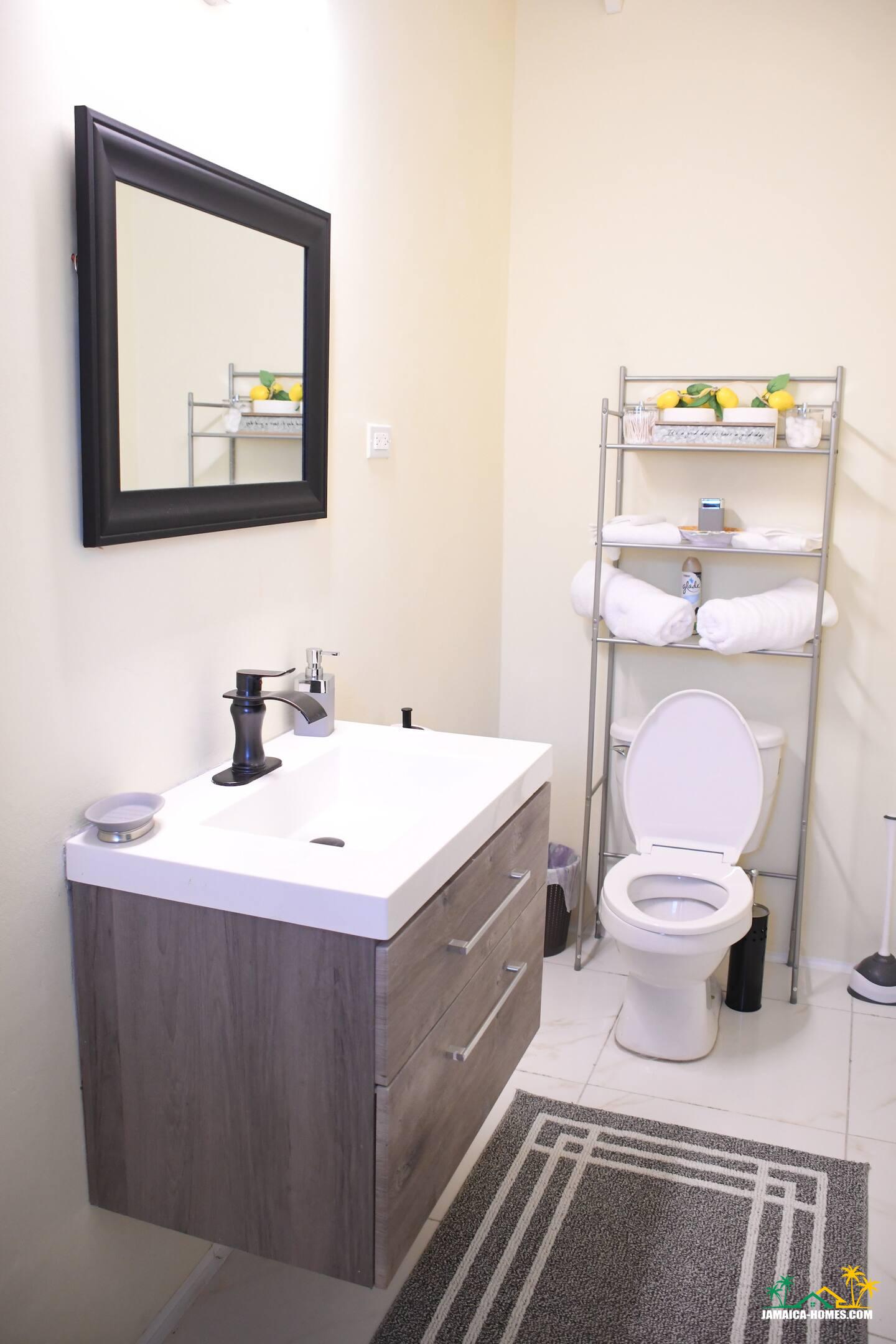 a06a249c-babd-42e8-b1fa-6ea3eabf5c90