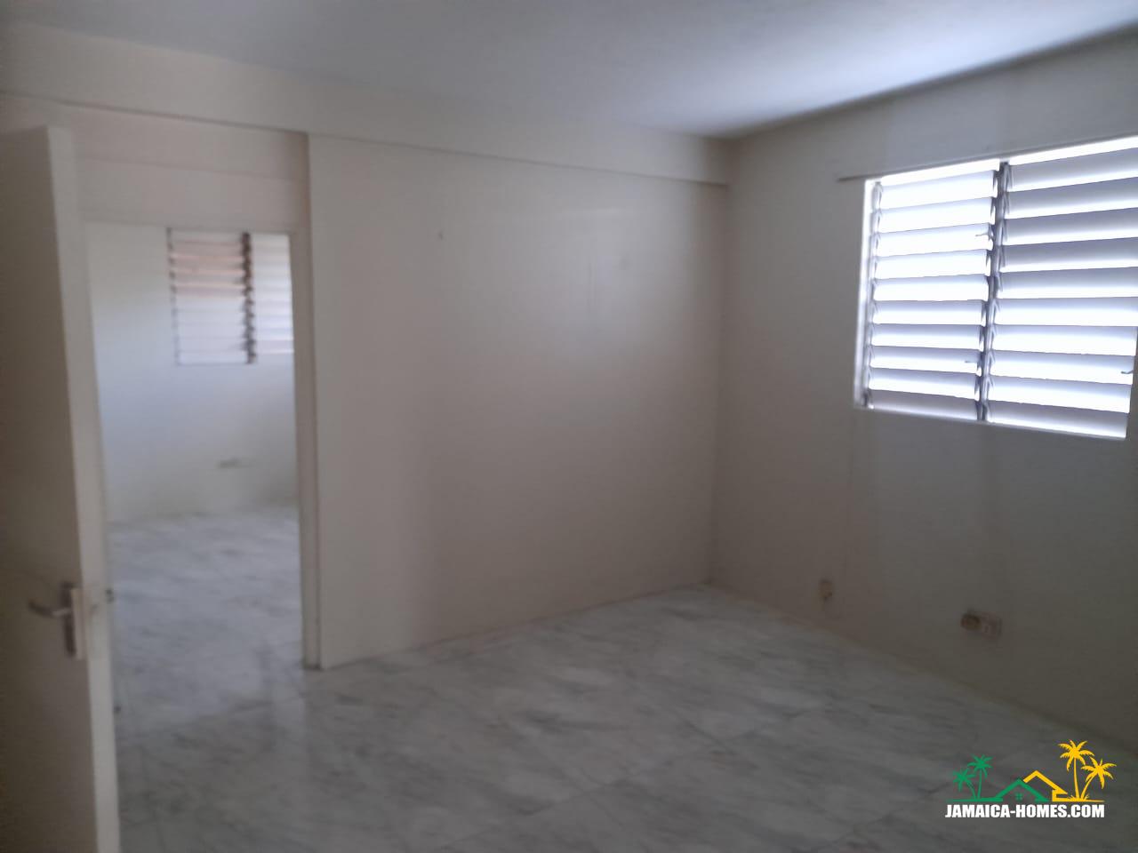 PHOTO-2025-05-01-17-43-28_5